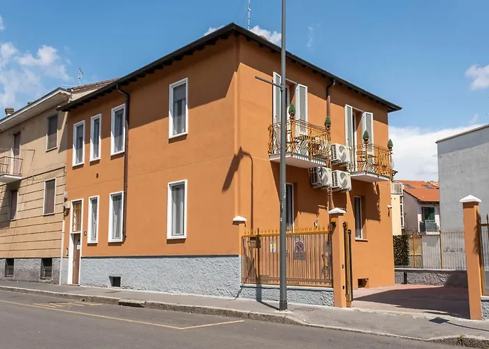 Leader Apartment 4 - Monzino - Hockey Msg Arena - Linate -